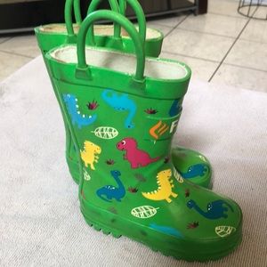 Toddler dinosaur rain boots- used